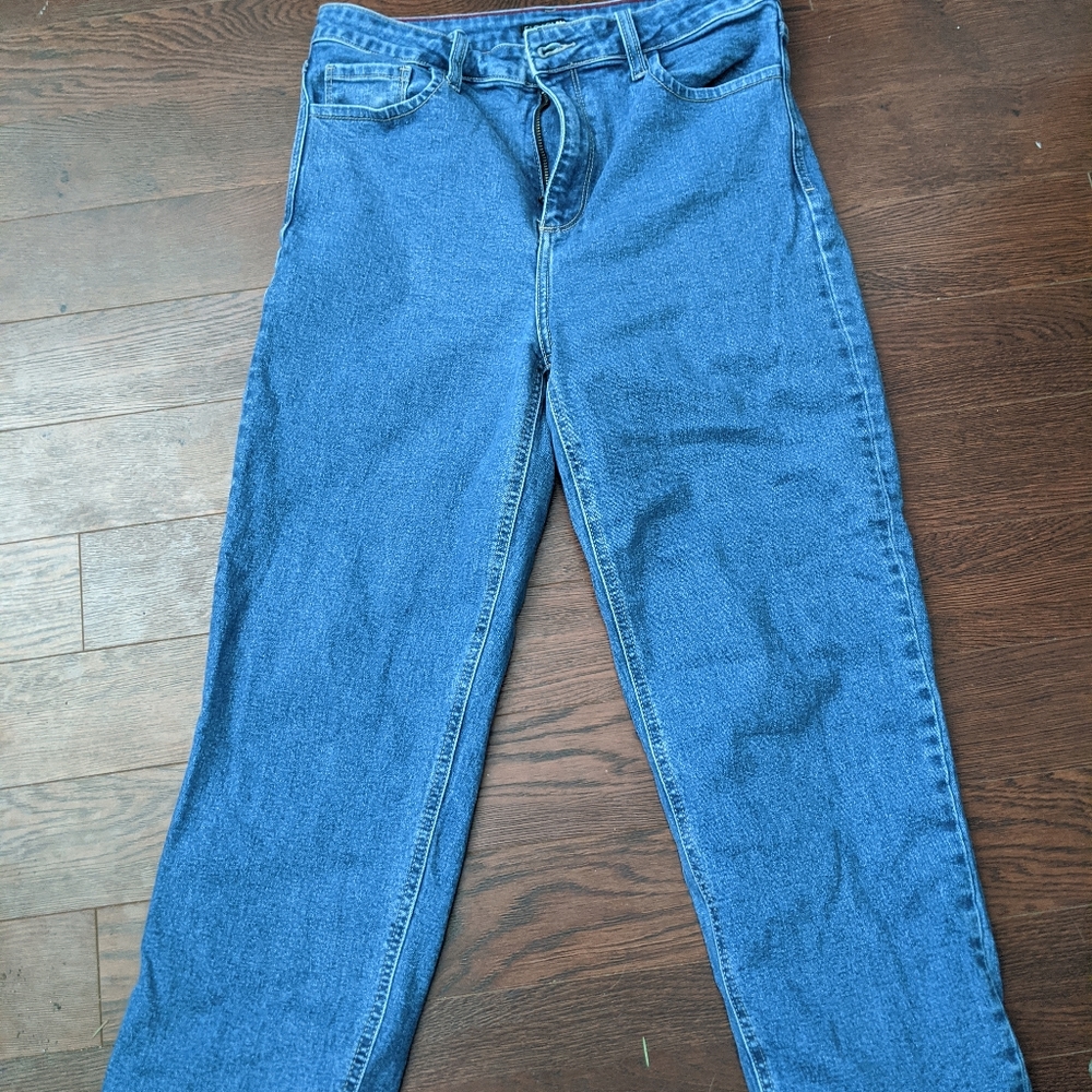 Medium wash mom jeans